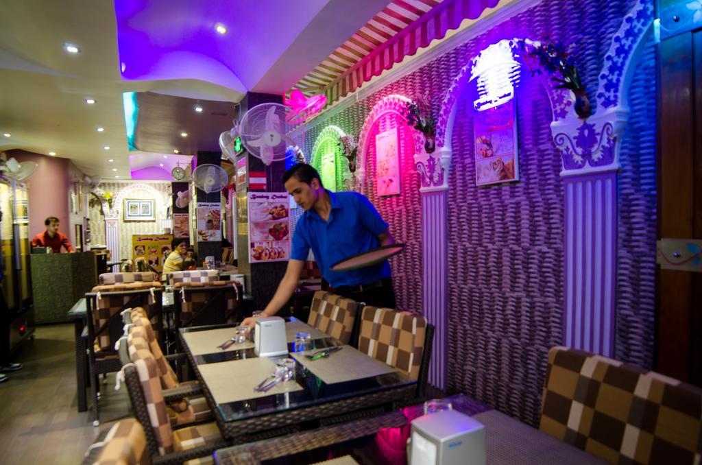 Newtown Inn Hulhumale Ngoại thất bức ảnh
