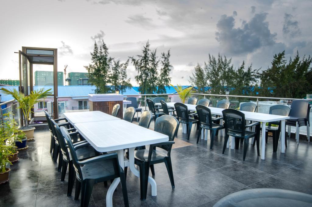 Newtown Inn Hulhumale Ngoại thất bức ảnh