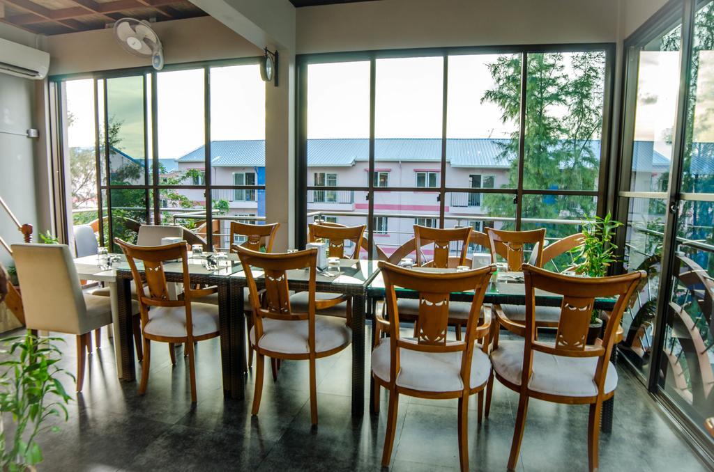 Newtown Inn Hulhumale Ngoại thất bức ảnh