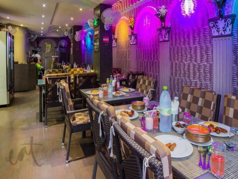 Newtown Inn Hulhumale Ngoại thất bức ảnh